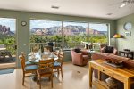 Breathtaking views of Sedona`s Red Rock Landscapes